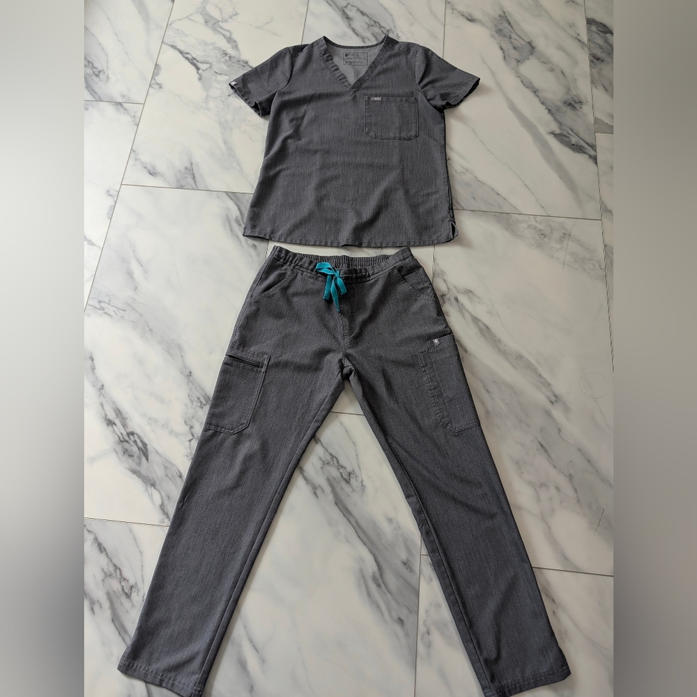 Figs Graphite Scrub Set with Teal Accent